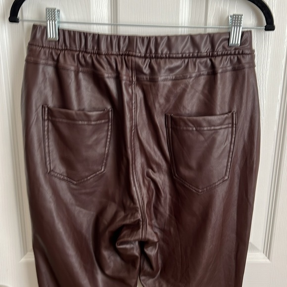 Lilly's Kloset Faux Leather Pants Brown Pull On Elastic Waist‎ Casual Trousers M - Picture 6 of 6